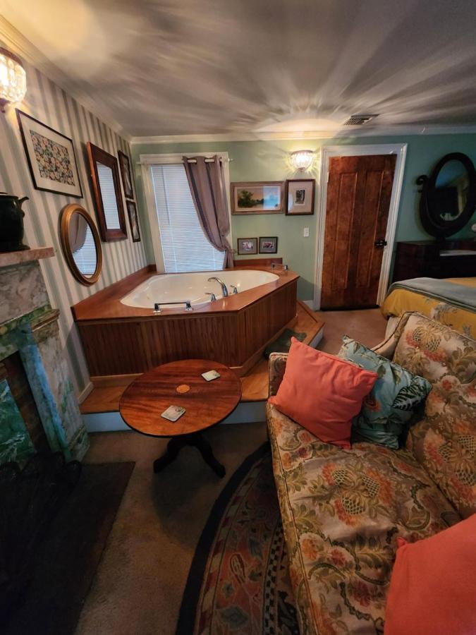 מיסטיקן House Of 1833 Bed And Breakfast מראה חיצוני תמונה